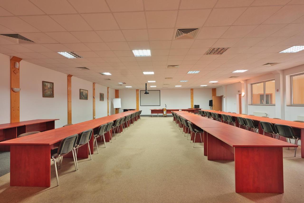Hotel Karkonosze Карпач Екстериор снимка